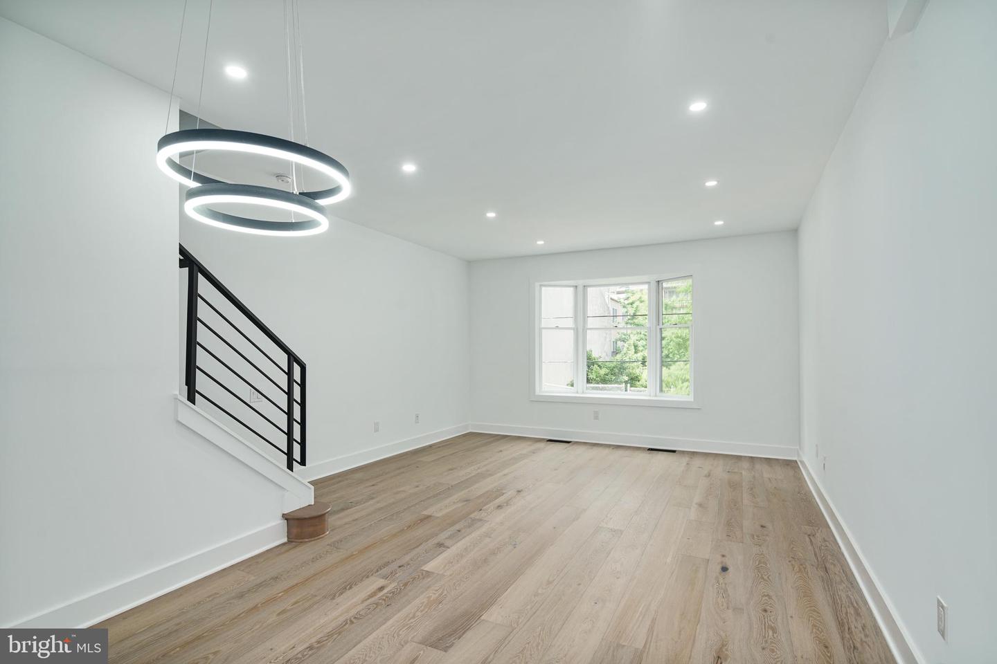 130 Carpenter St