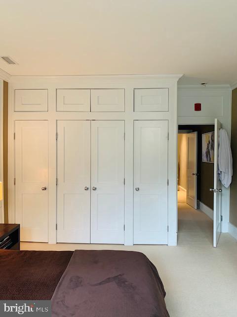 323 Pine St #1f