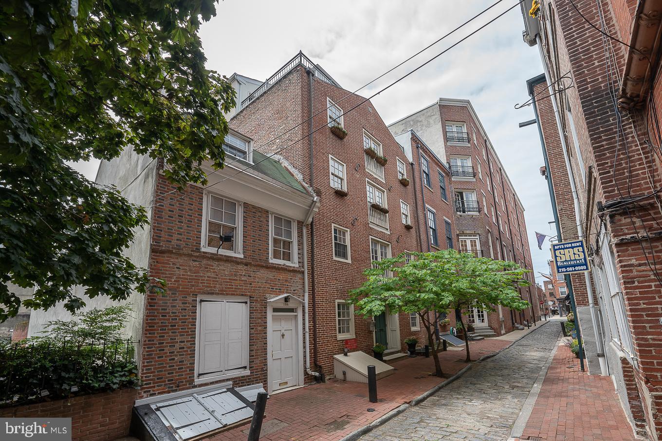 126 Cuthbert St #3