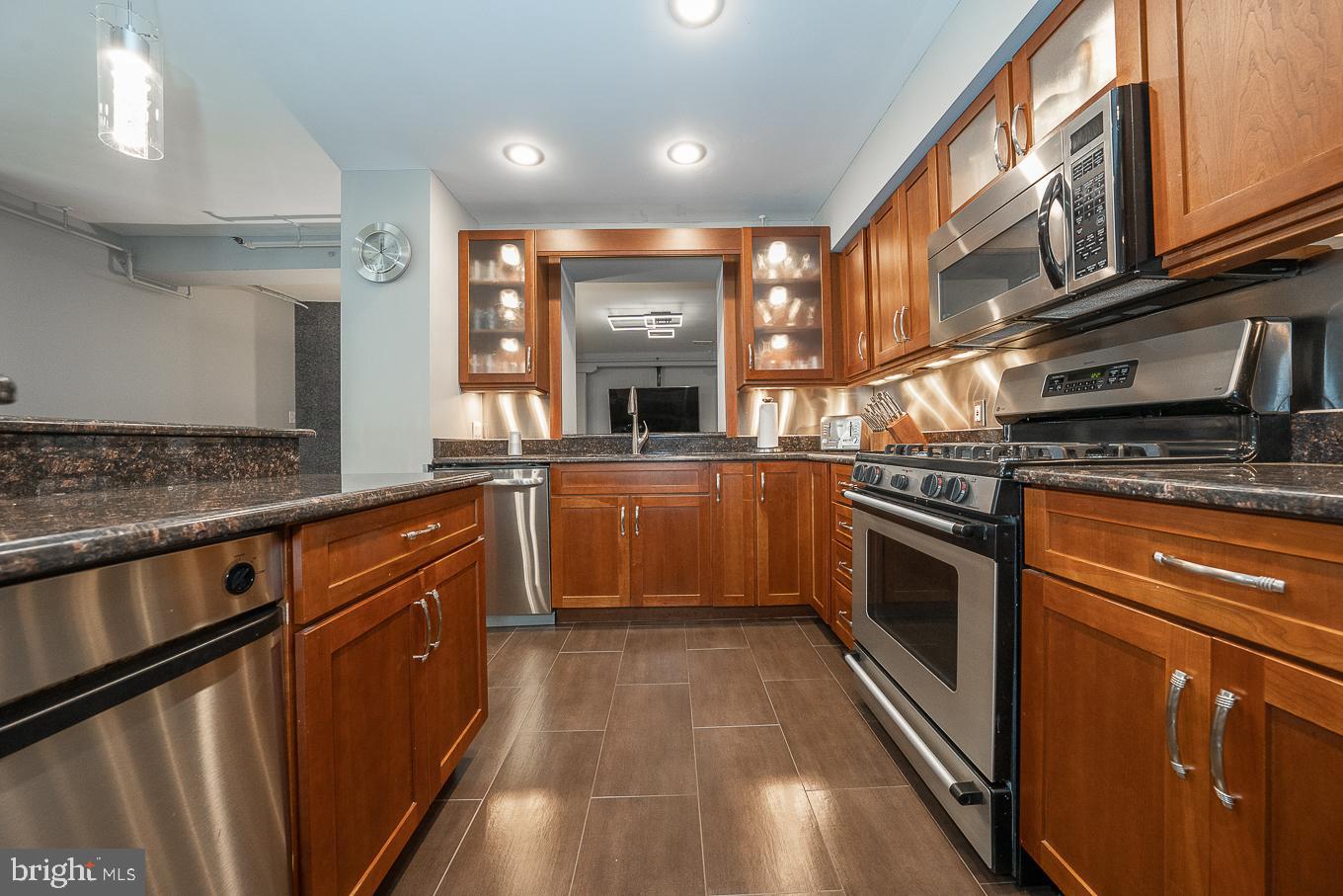 126 Cuthbert St #3
