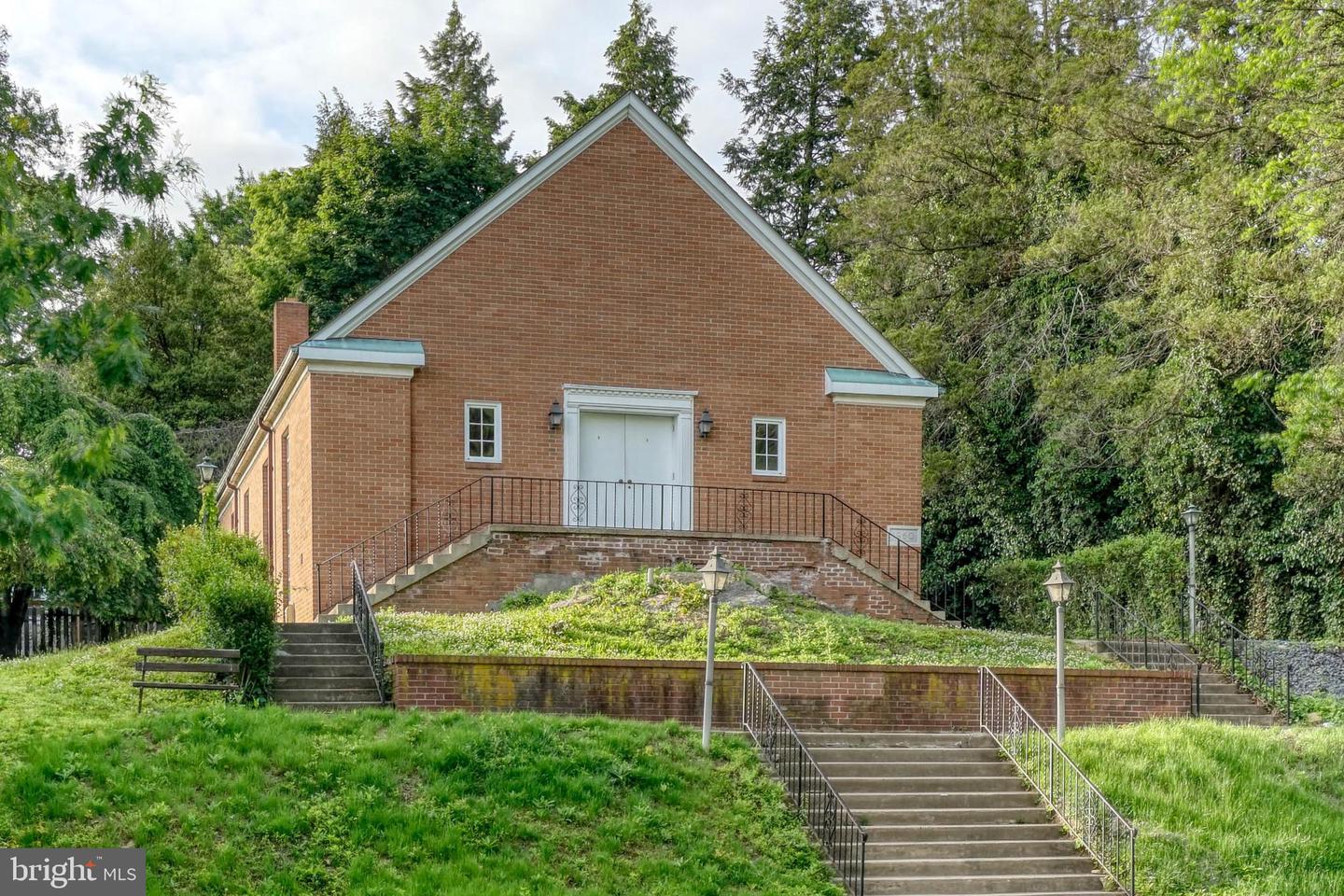 6933 Sherwood Rd