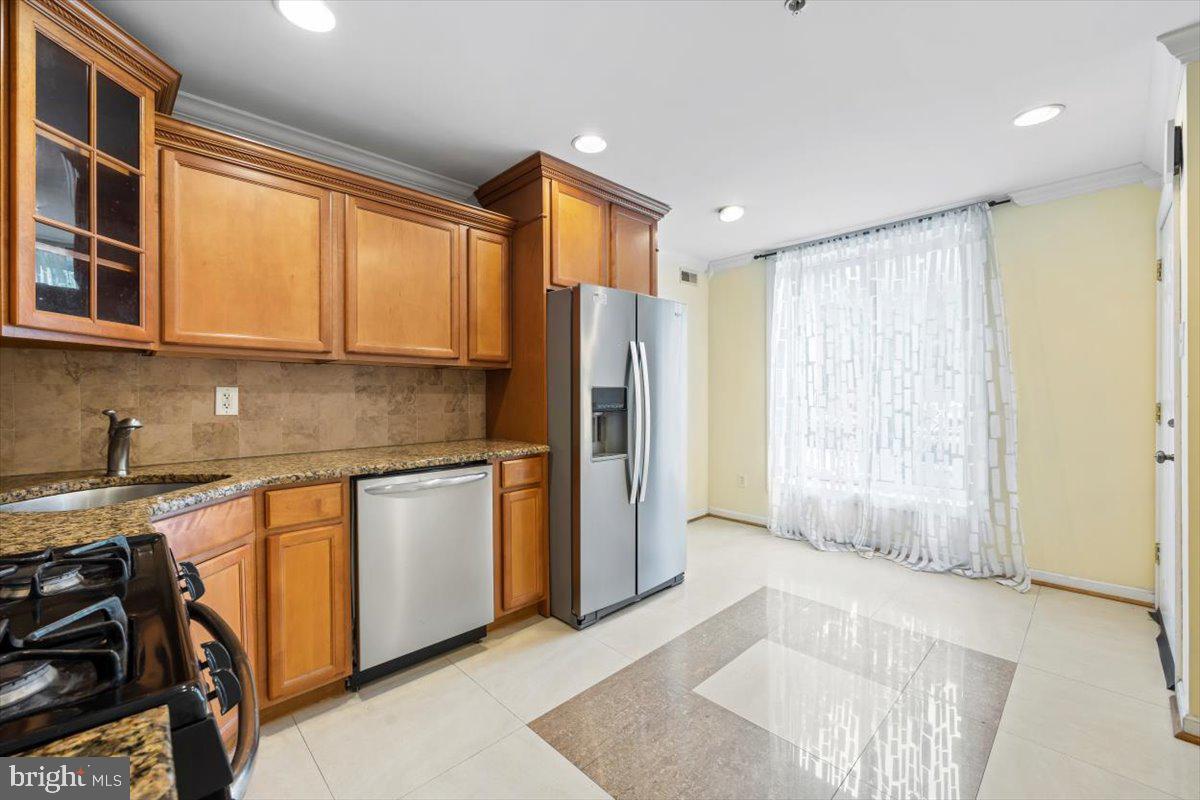 2909 W Girard Ave #A