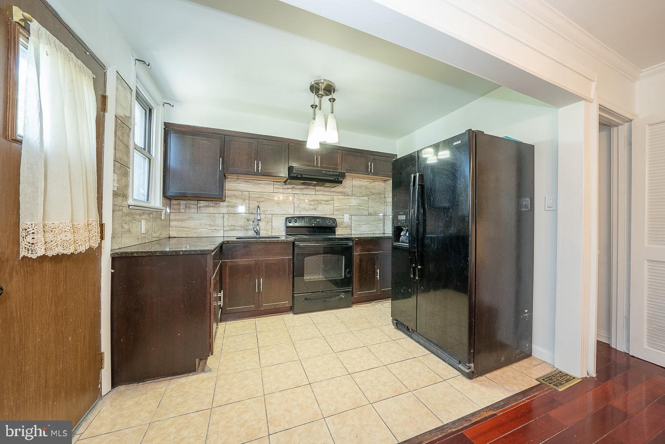 1315 Tyson Ave