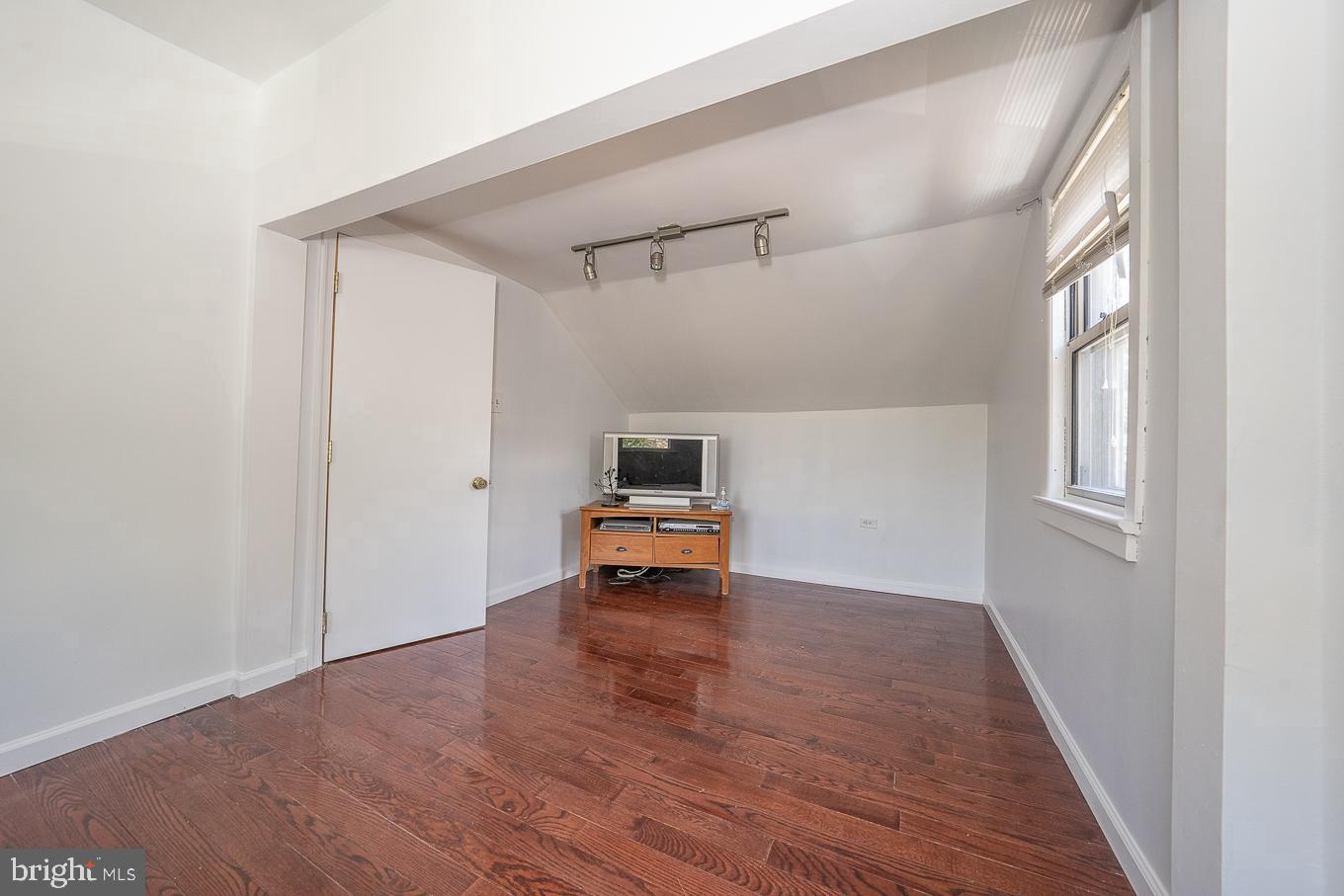 1315 Tyson Ave