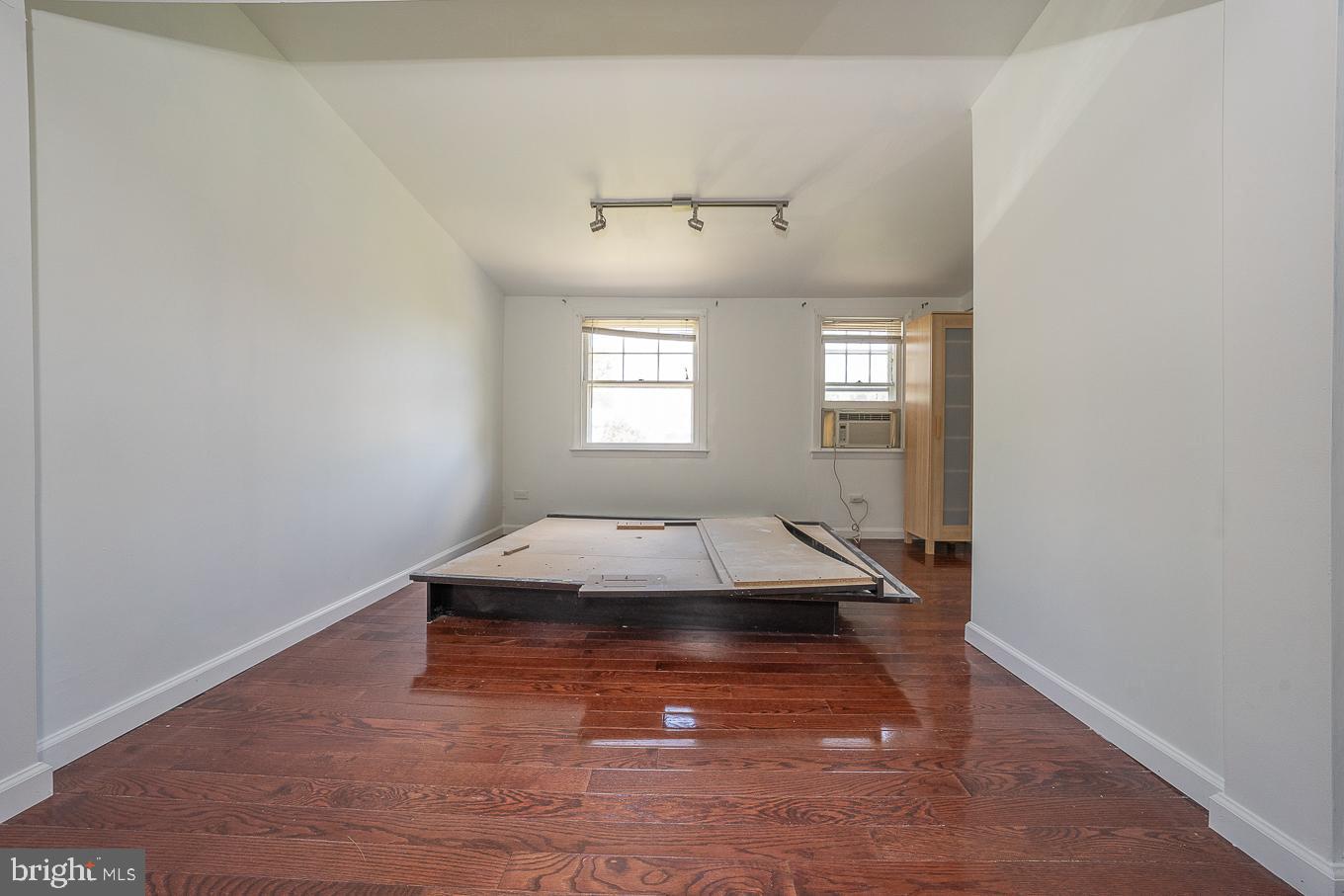 1315 Tyson Ave