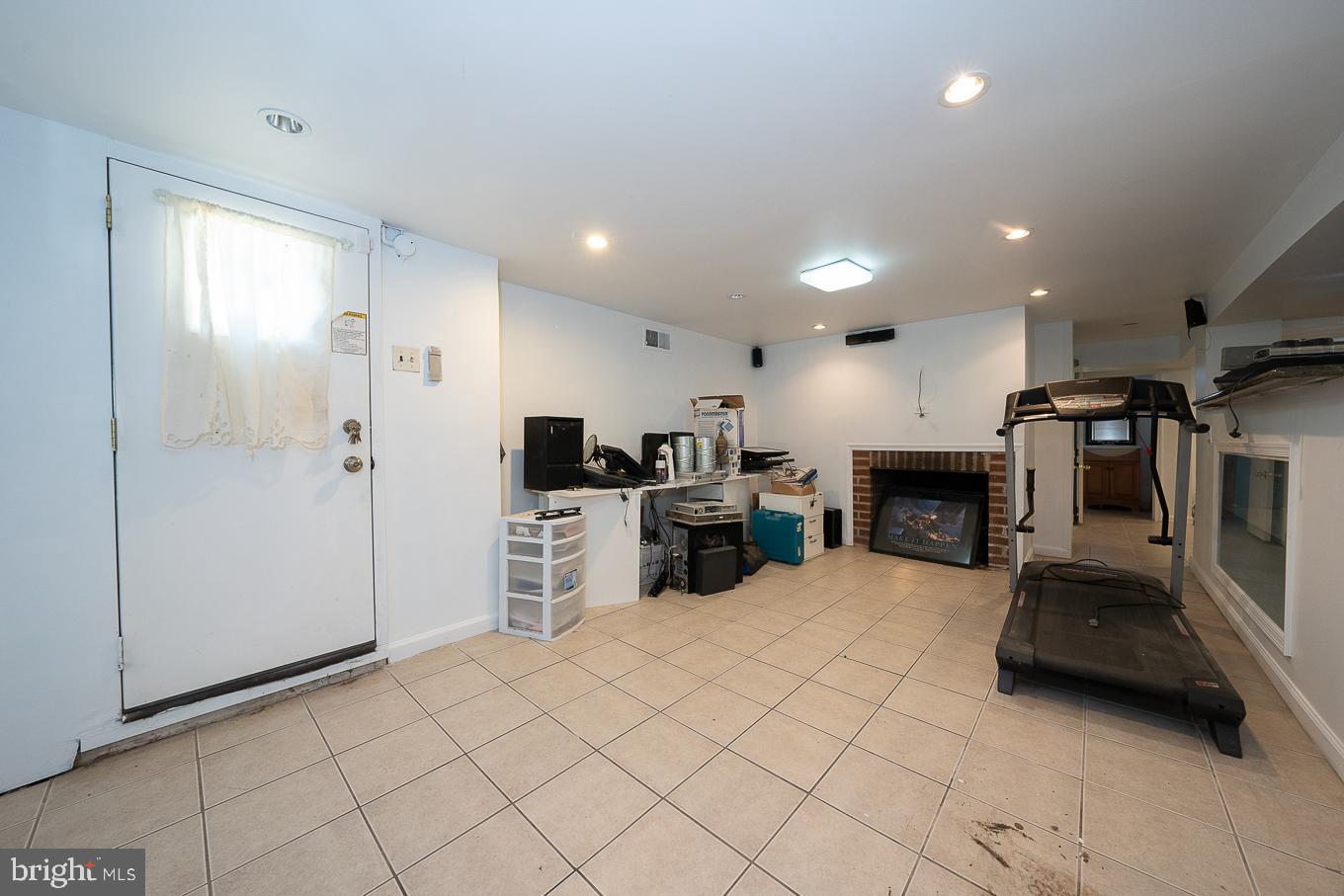 1315 Tyson Ave