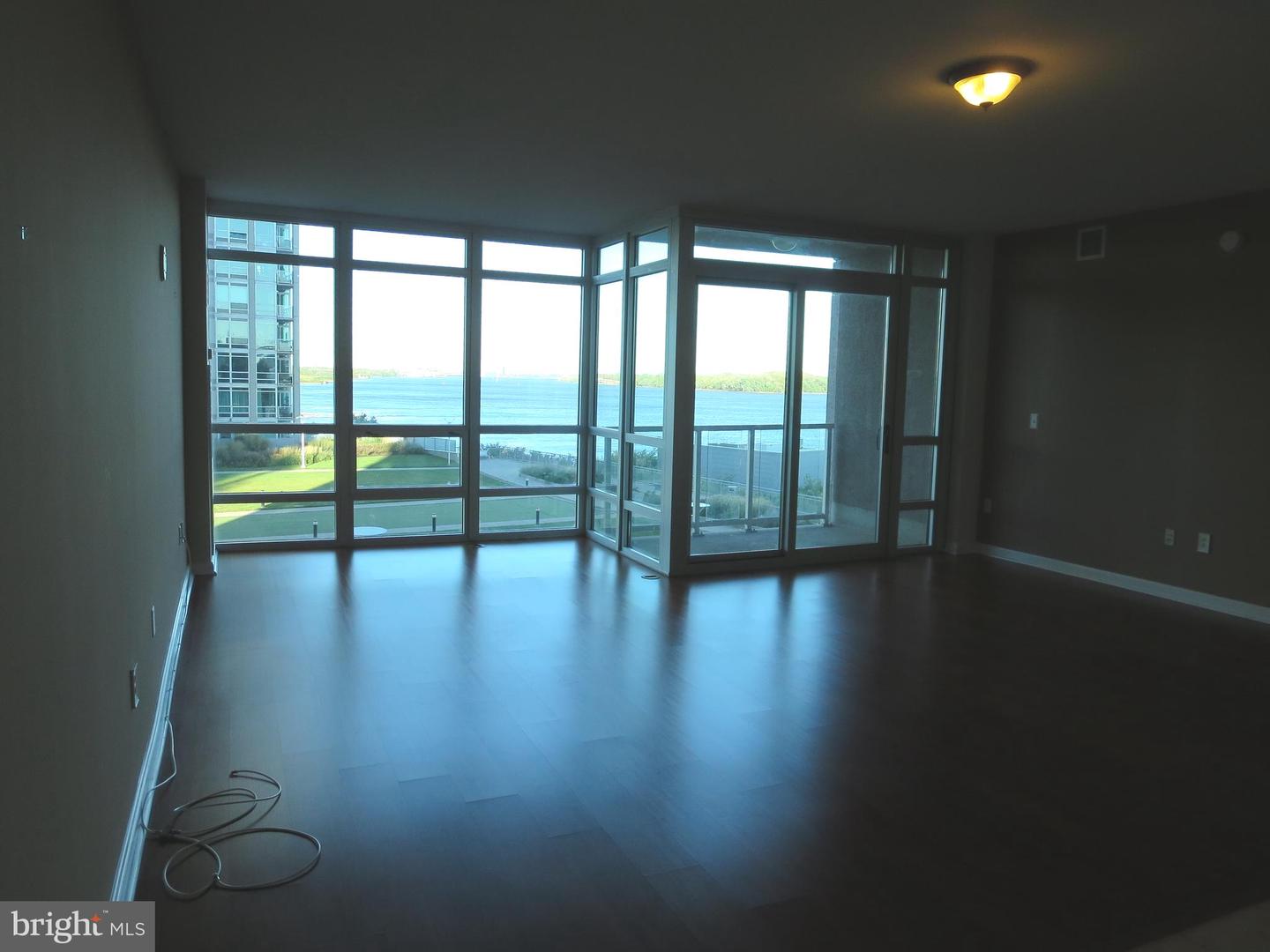 901 Penn St N #P508