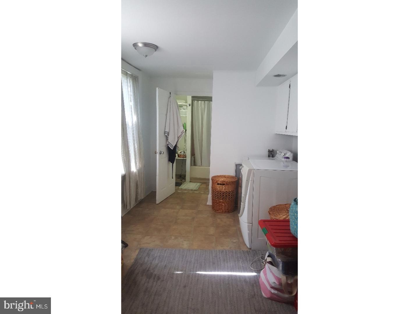 318 Manton St #2