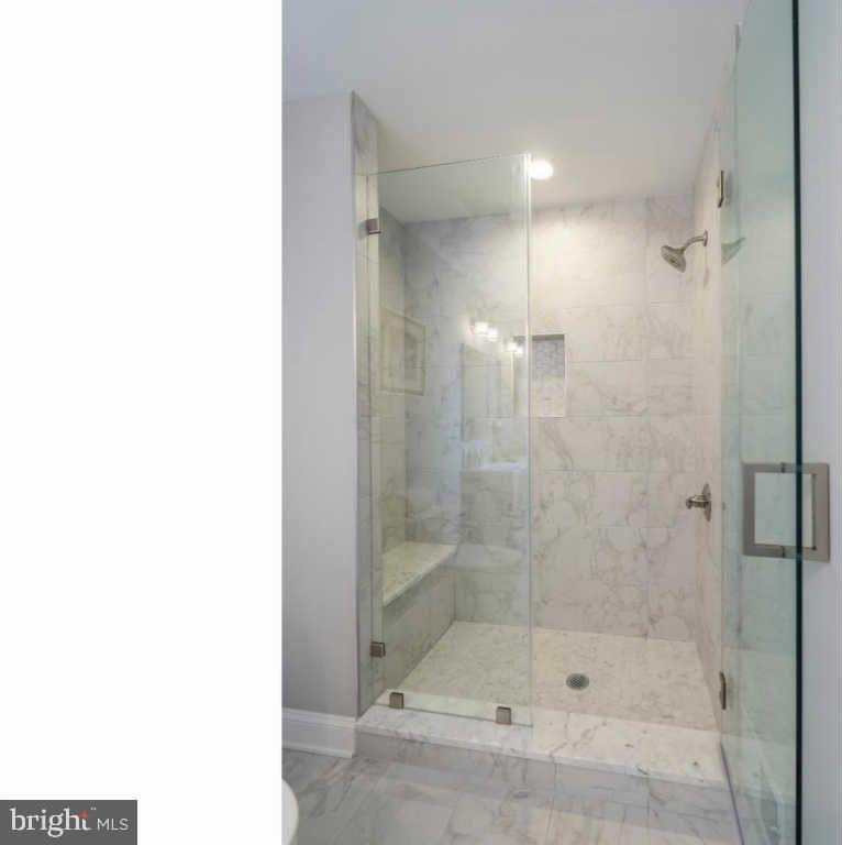 988 N Marshall St #3f