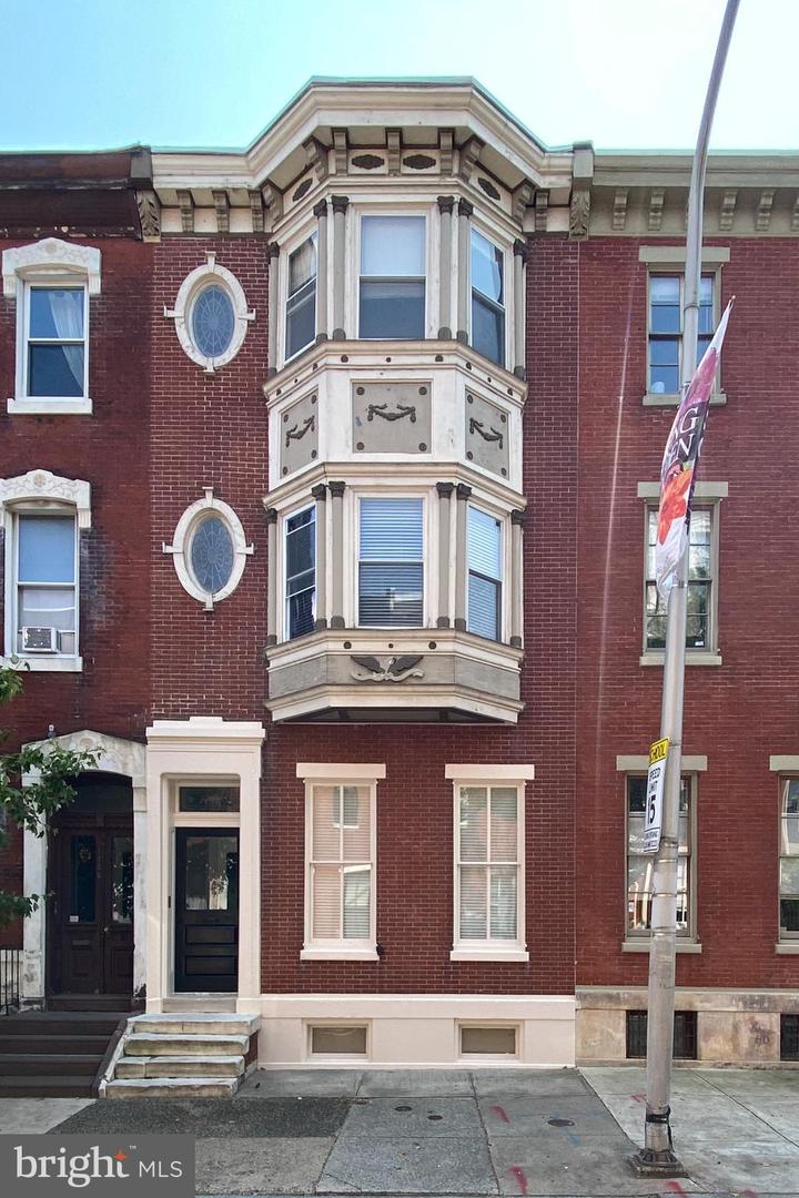1728 Mount Vernon St #1