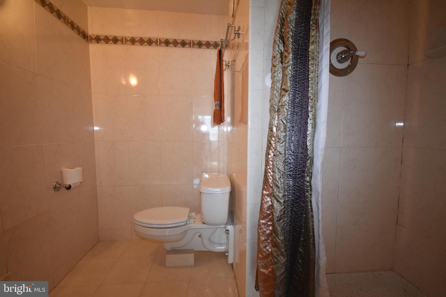 2401 Pennsylvania Ave #18b23