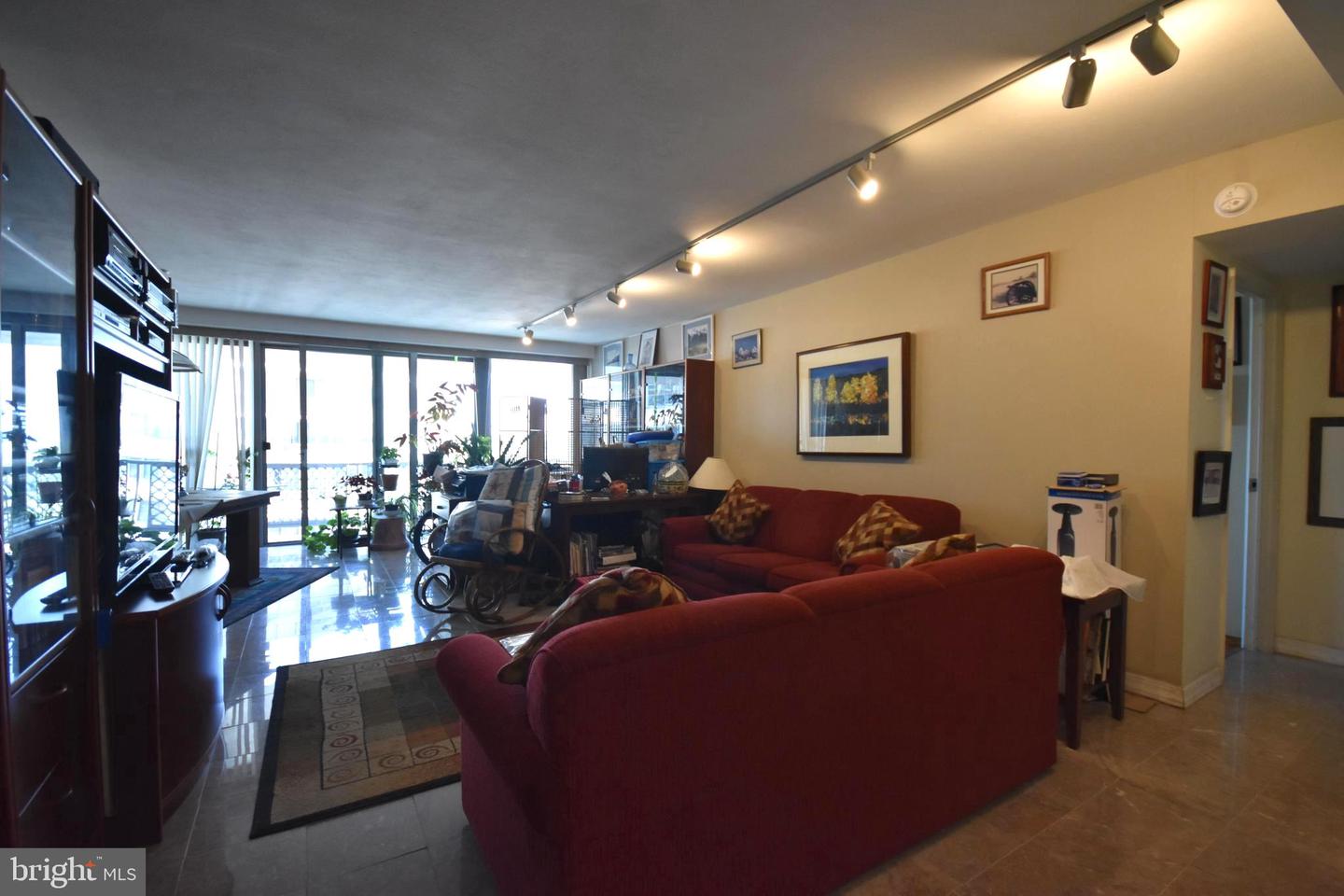 2401 Pennsylvania Ave #18b23