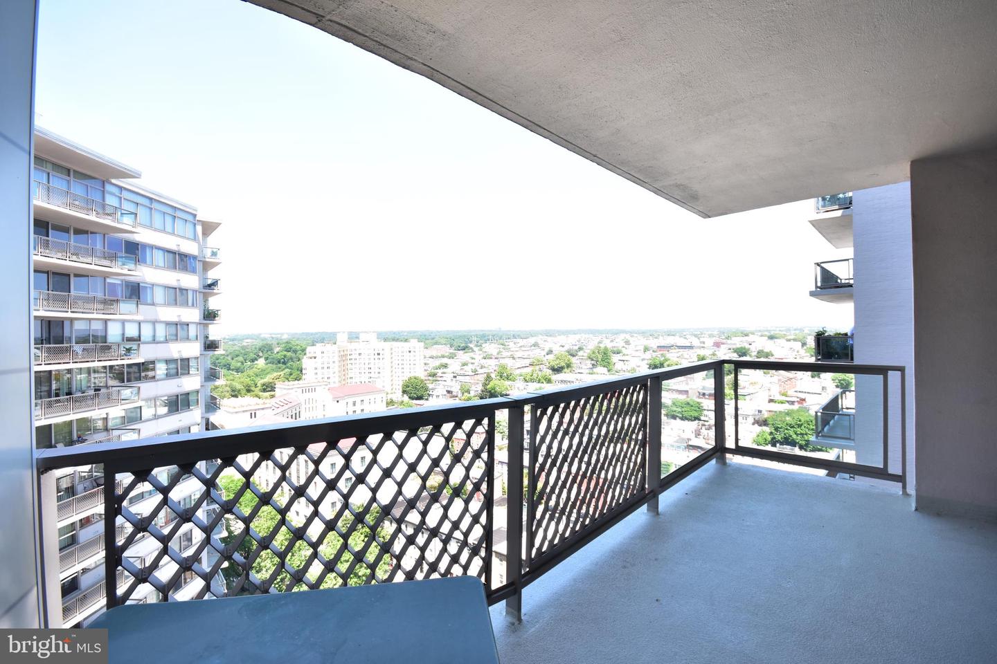 2401 Pennsylvania Ave #18b23