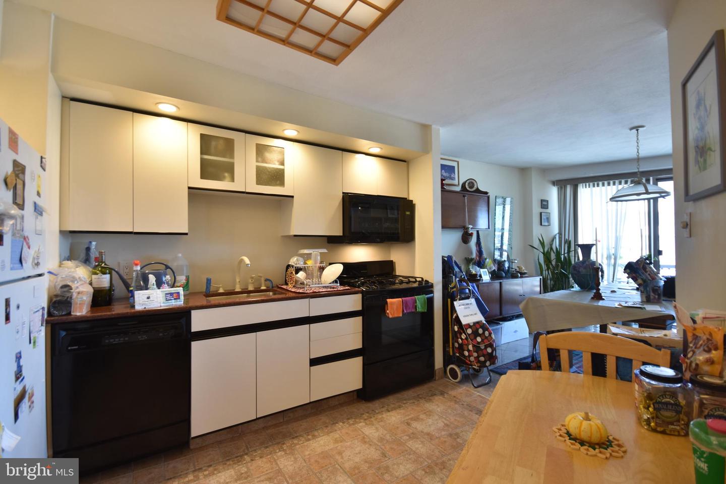 2401 Pennsylvania Ave #18b23