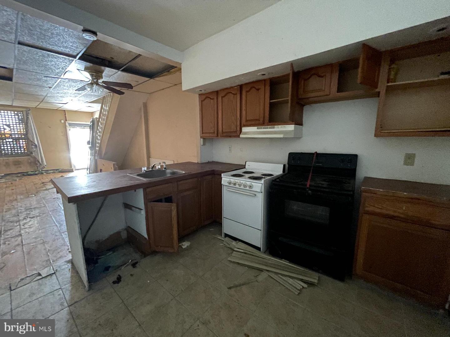 261 N Wilton St