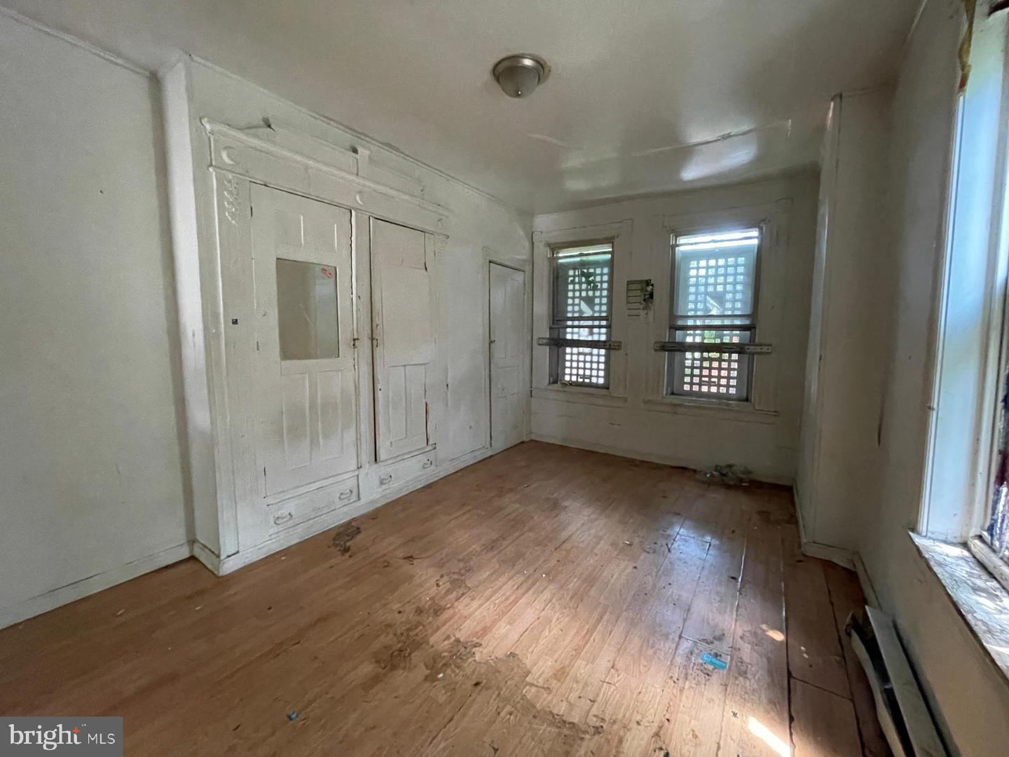 261 N Wilton St