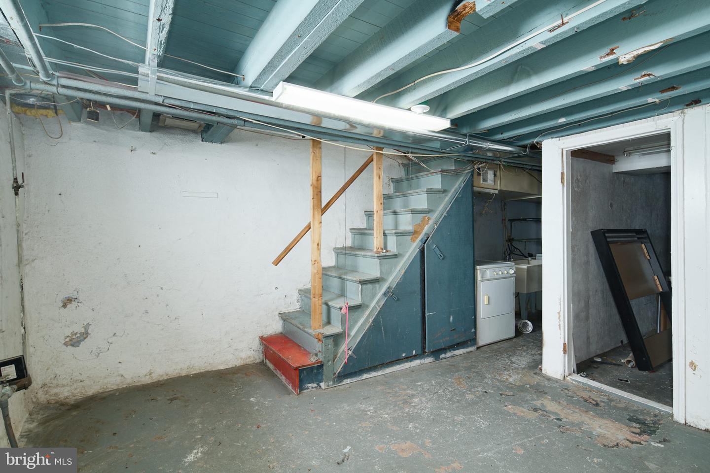 1321 Farrington Rd