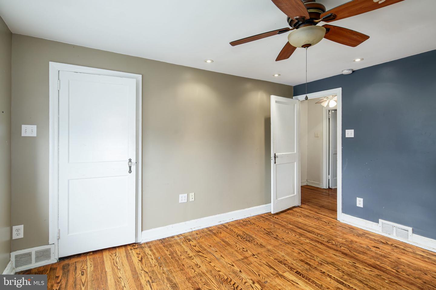 1321 Farrington Rd