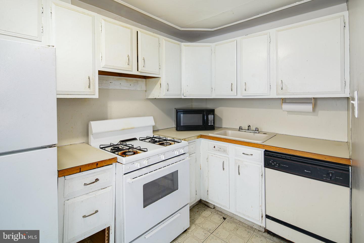 1321 Farrington Rd
