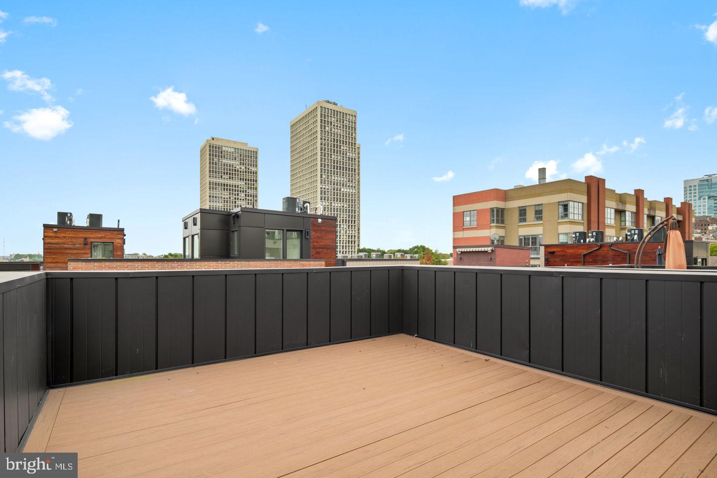 110 Sansom St