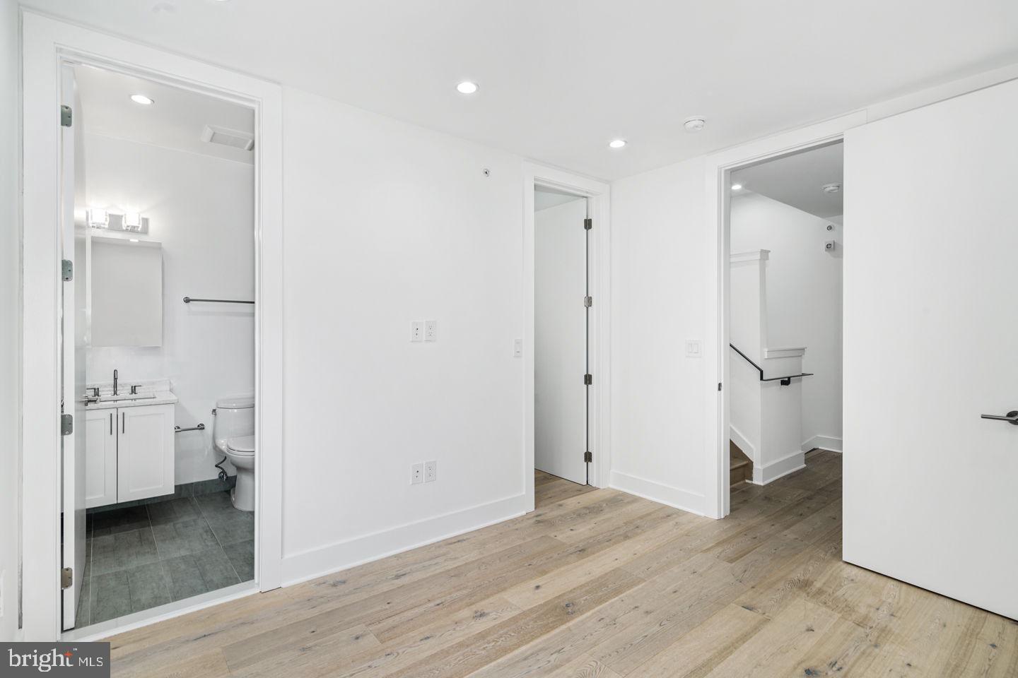 110 Sansom St