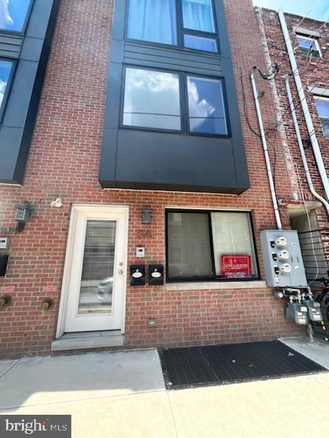 806 N 15th St #1
