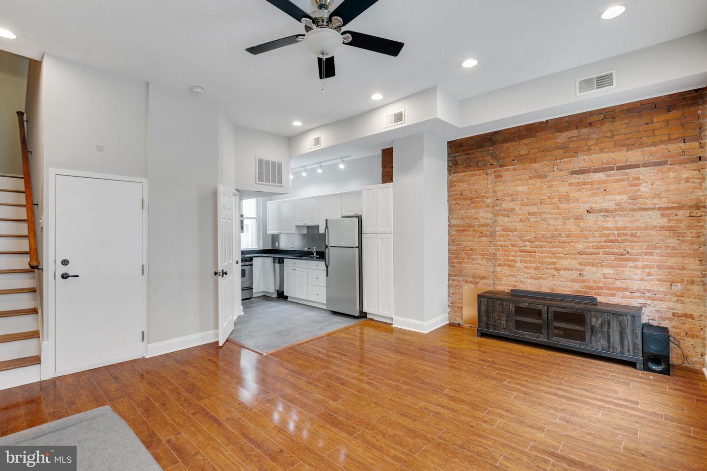 1508 Mount Vernon St #2f
