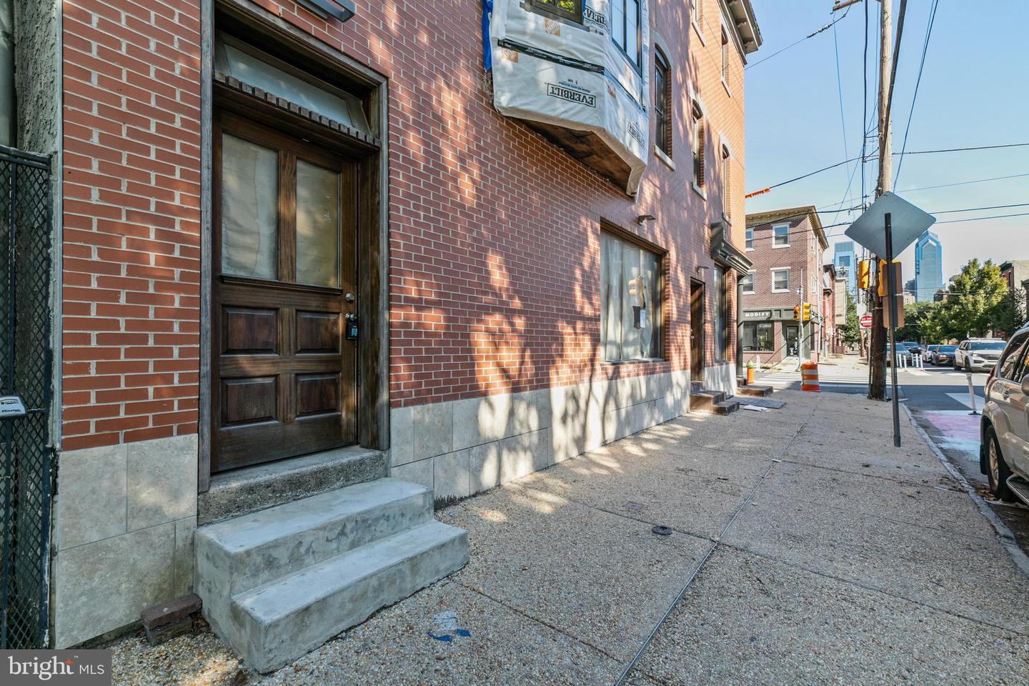 1700 Christian St #1