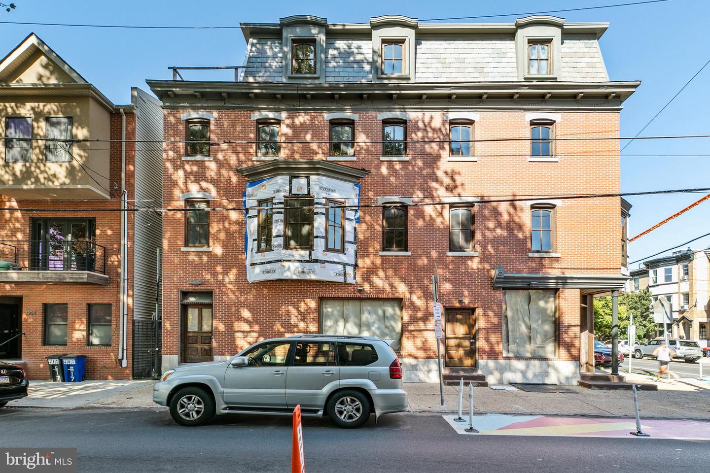 1700 Christian St #1