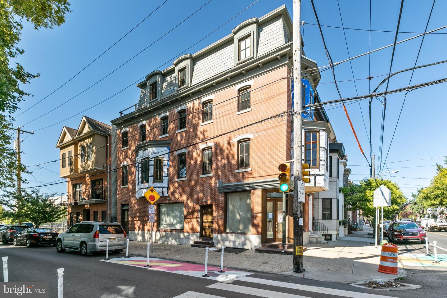 1700 Christian St #1