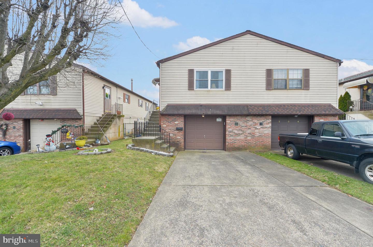726 Princeton Ave