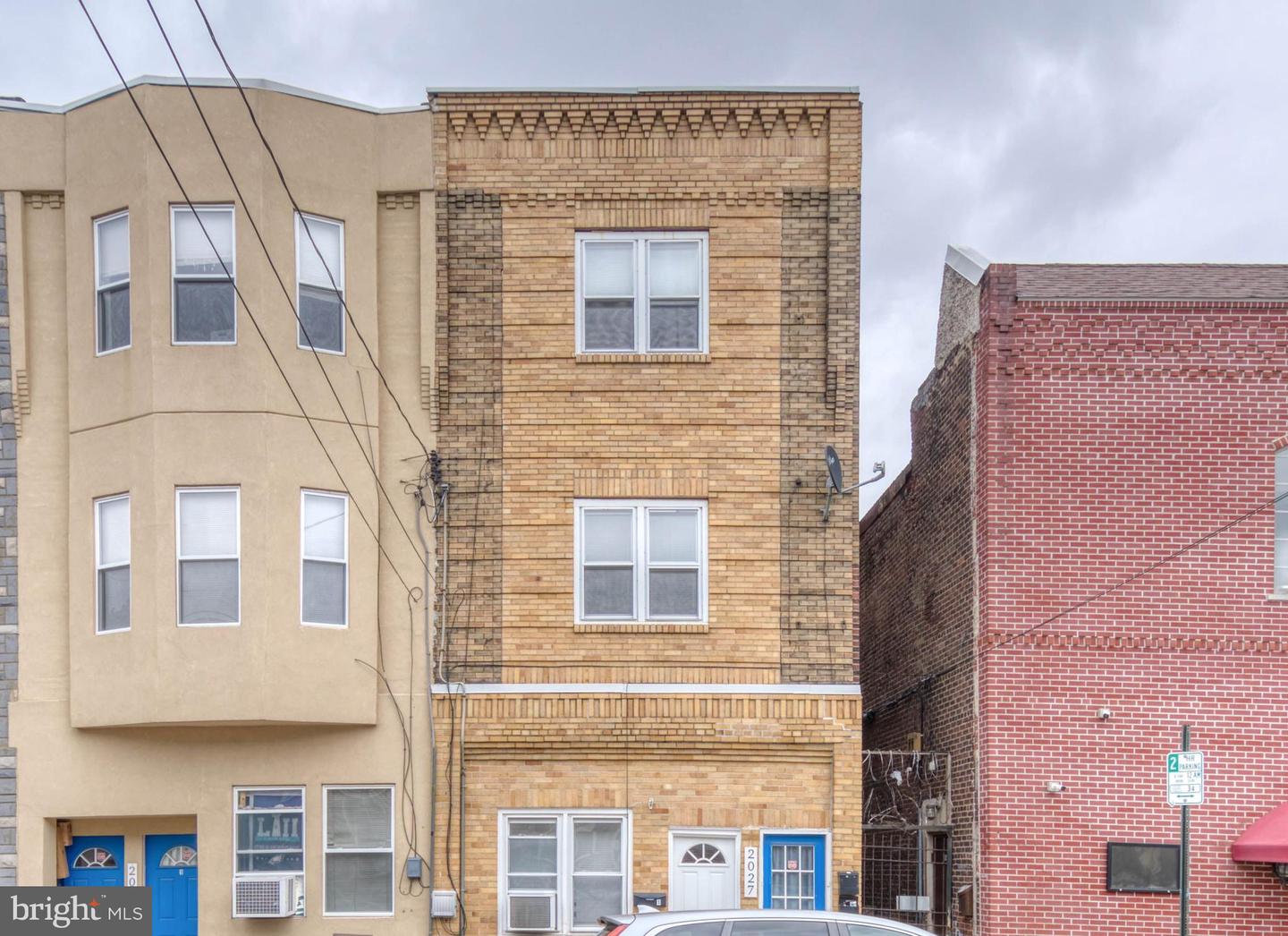 2027 S 3rd St #3rd Flr