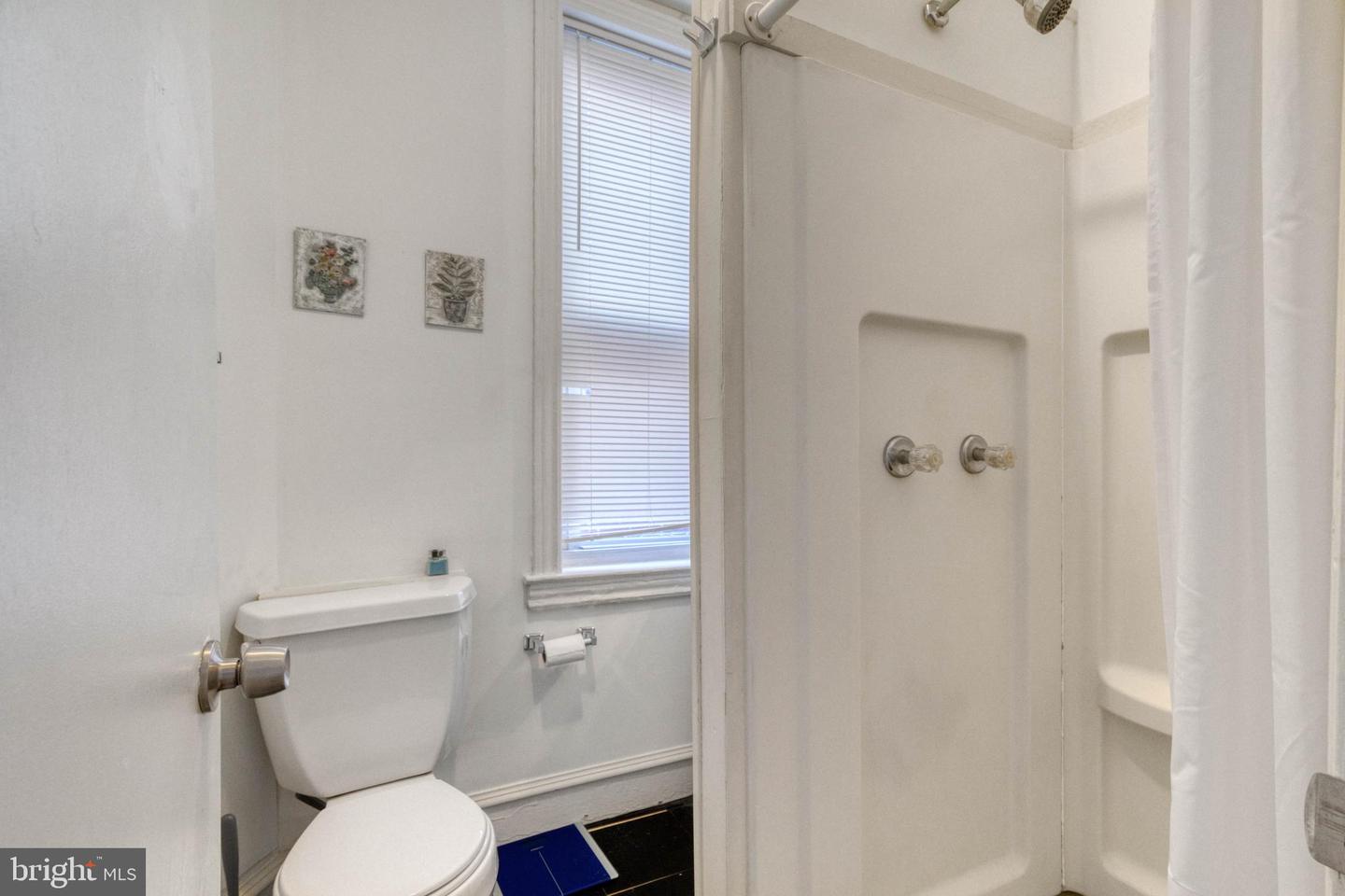 2027 S 3rd St #3rd Flr