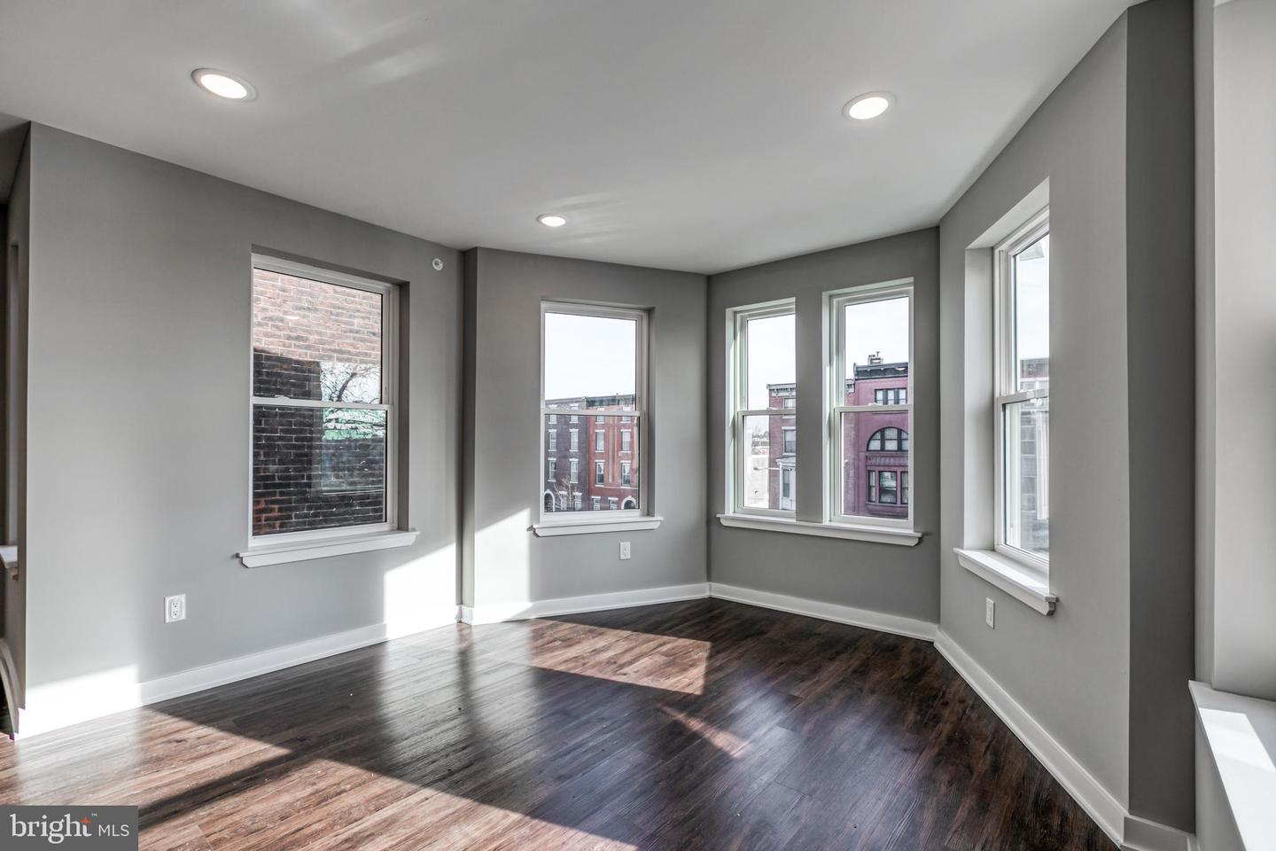 1316 S Broad St #5