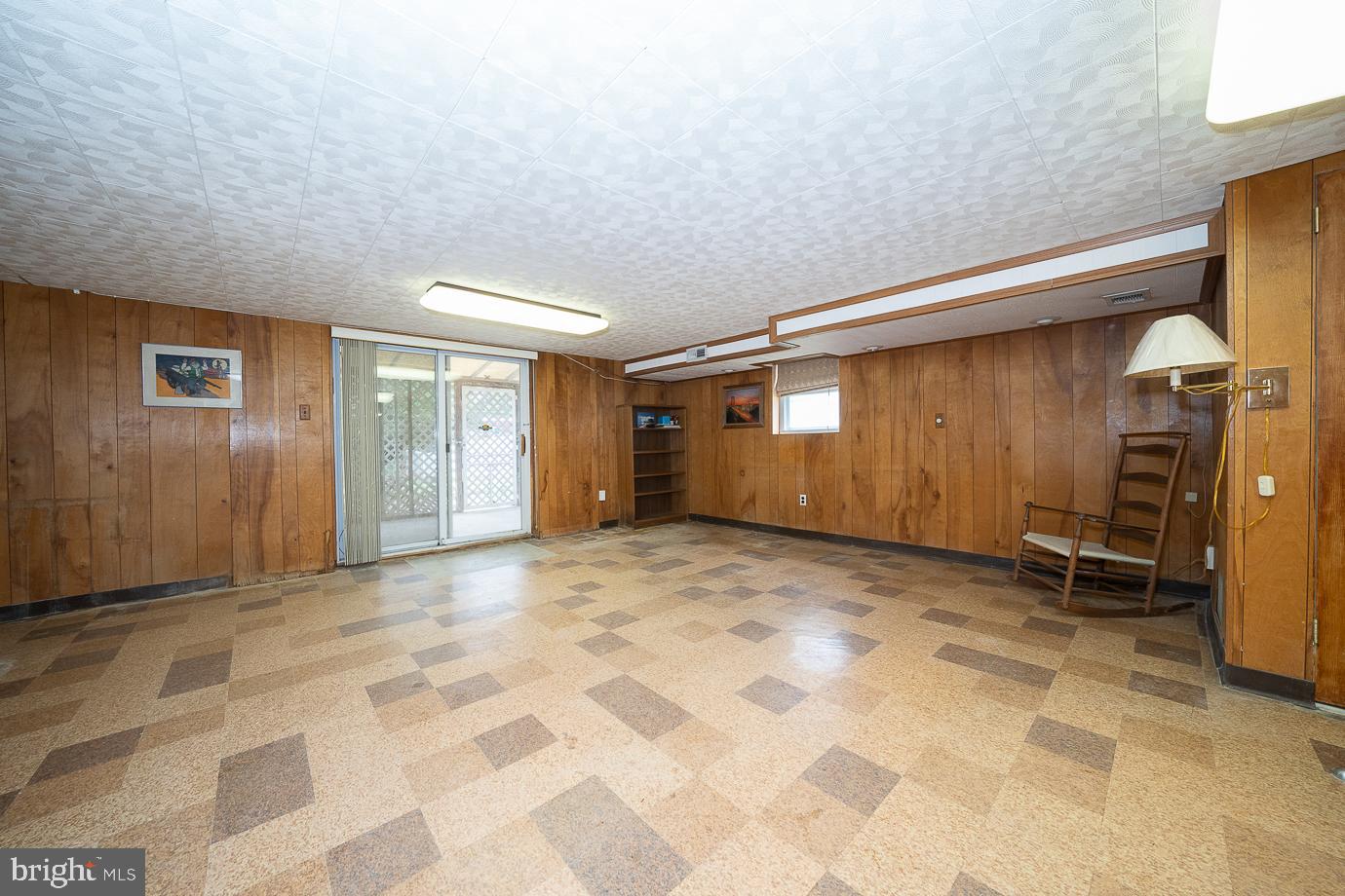 1120 Plane Rd