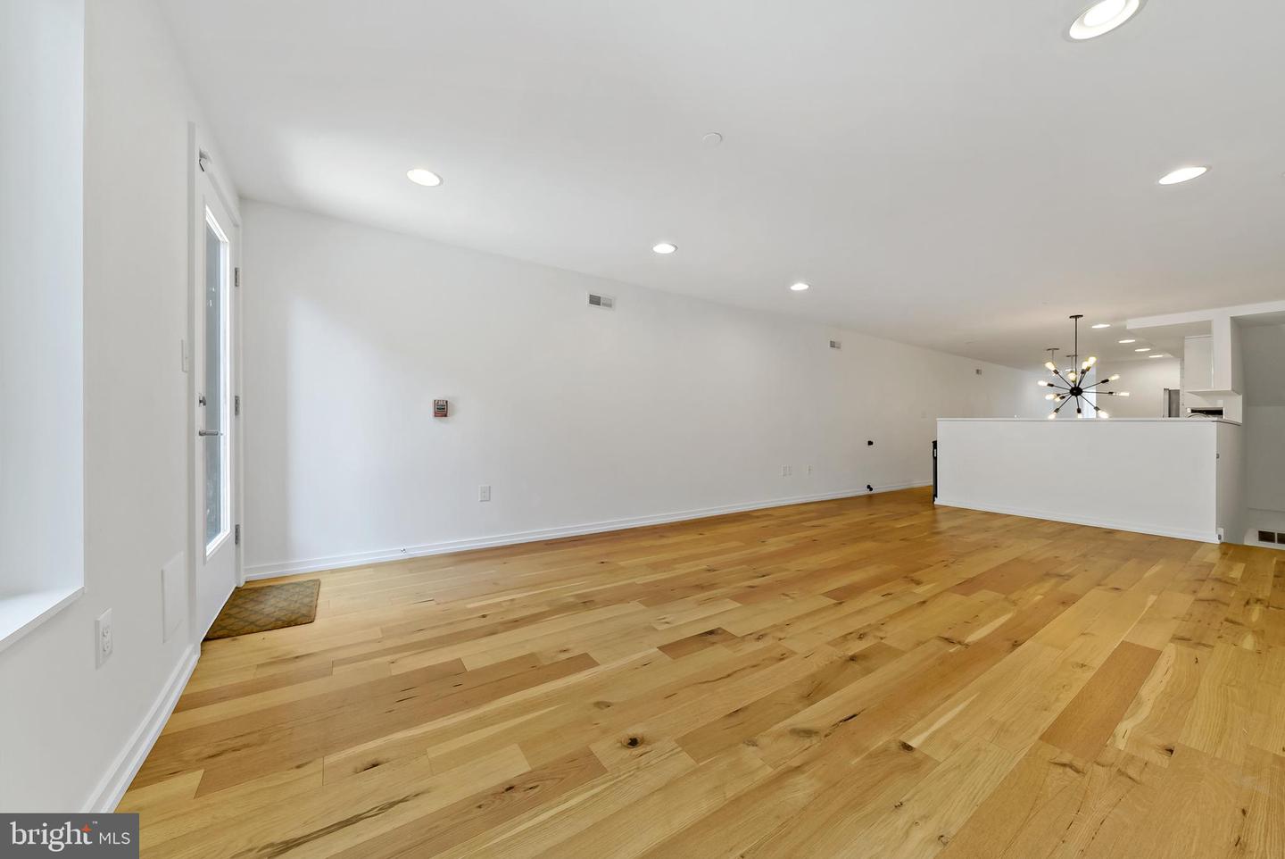 2538 W Girard Ave #A