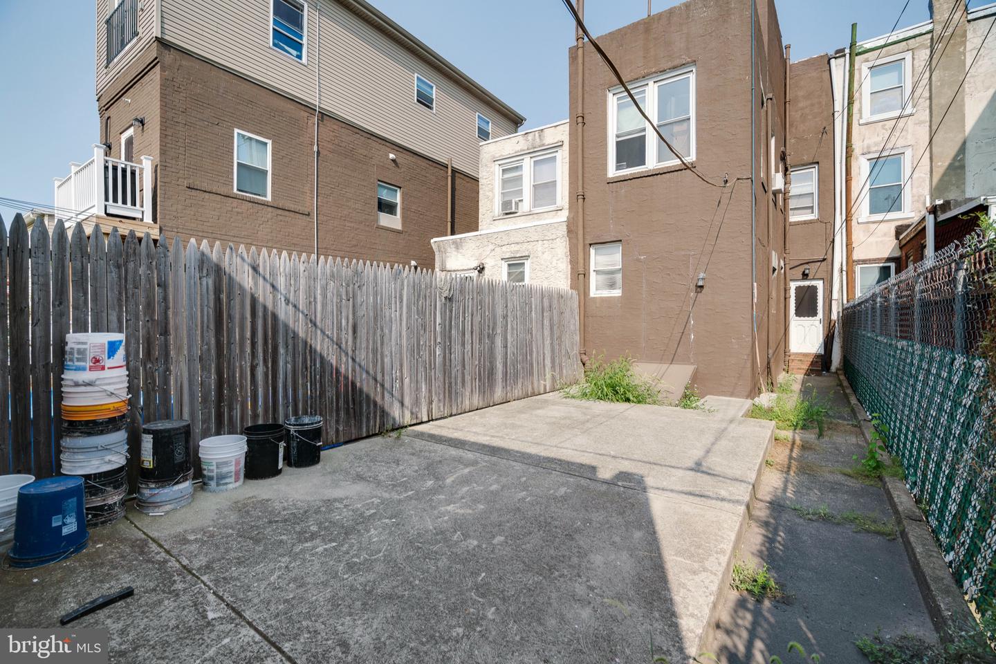 3123 Richmond St