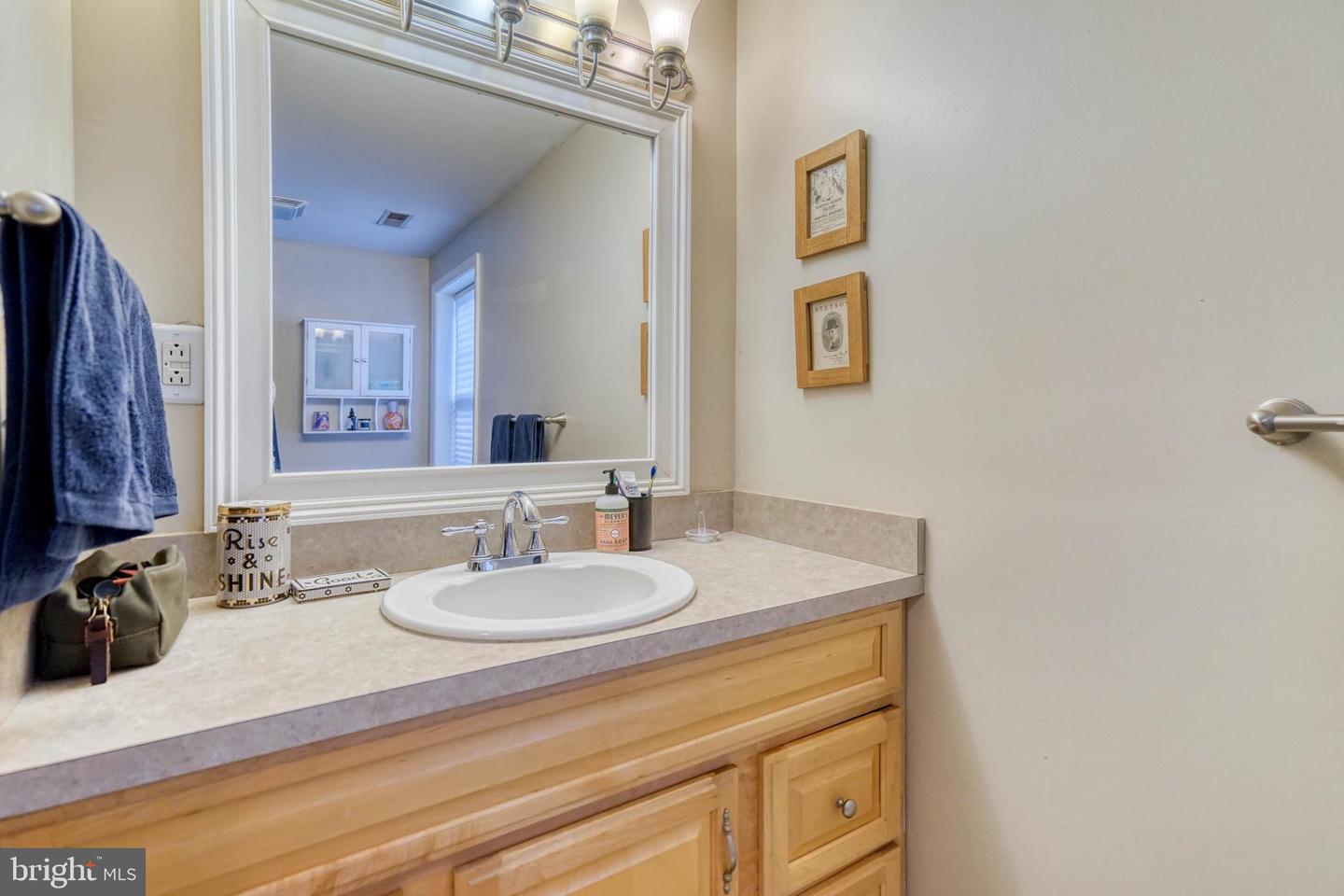 1707 Wallace St #2r