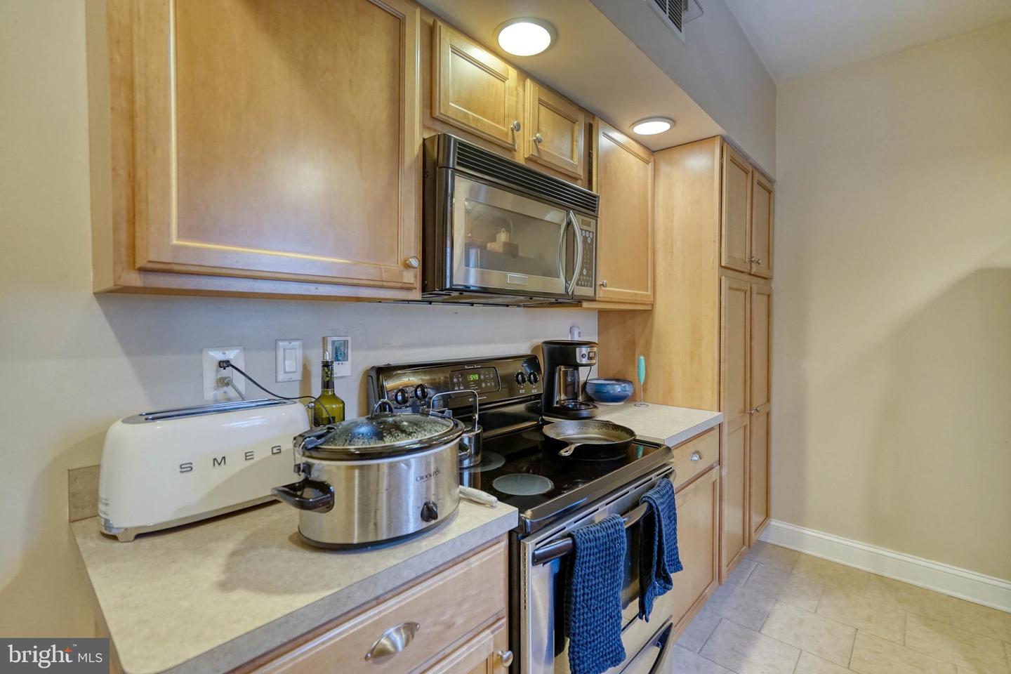 1707 Wallace St #2r