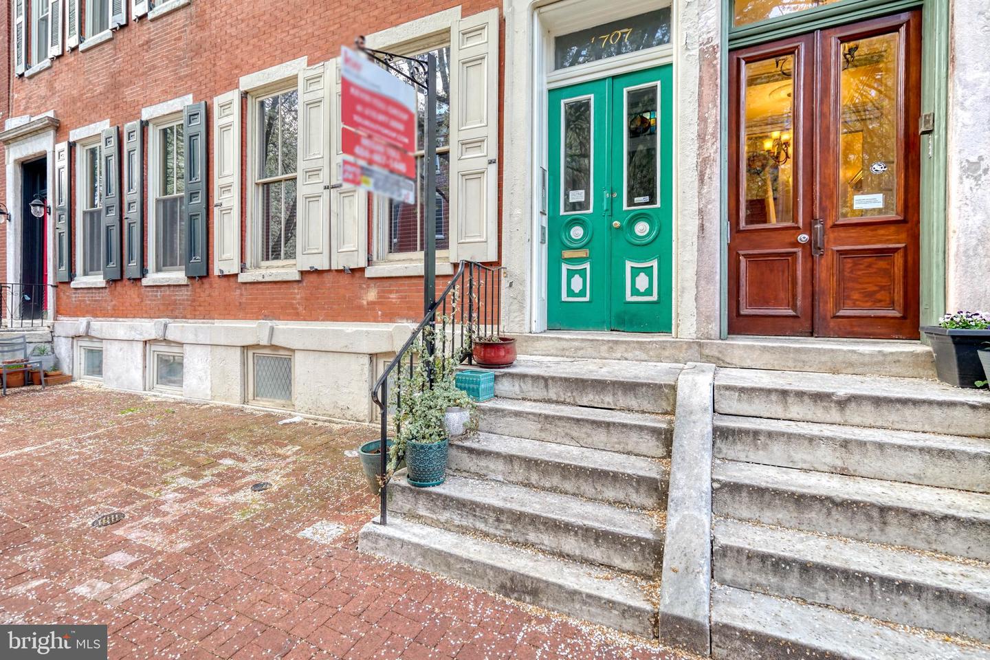 1707 Wallace St #2r