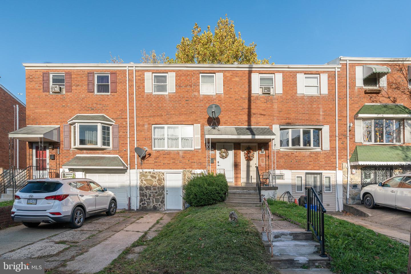 3319 Woodhaven Rd