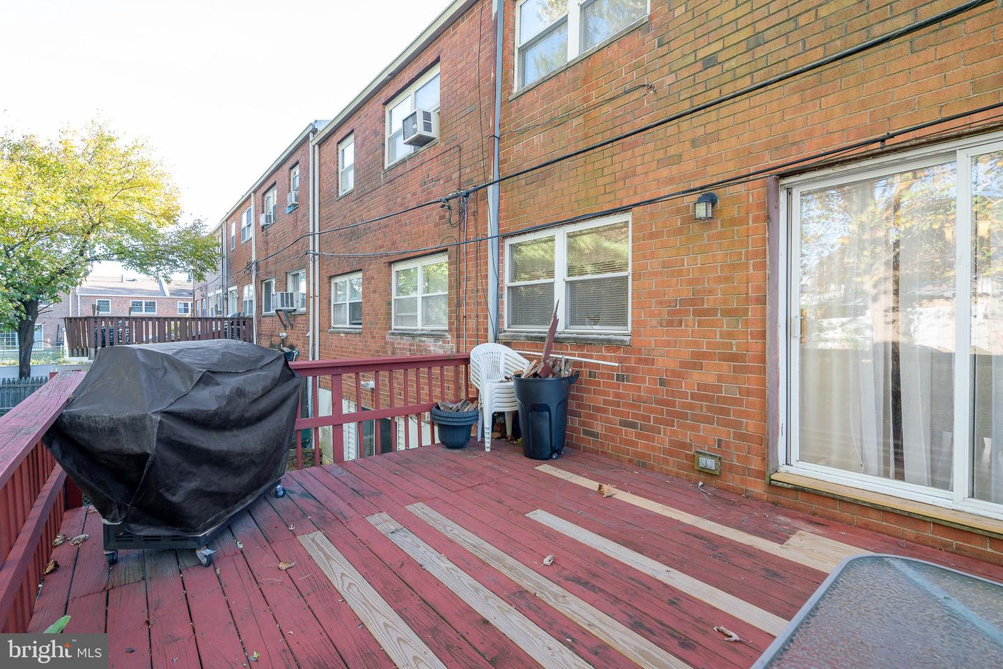 3319 Woodhaven Rd