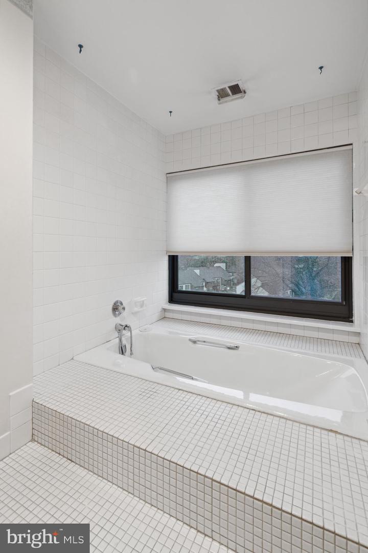 5100 Convent Ln #613