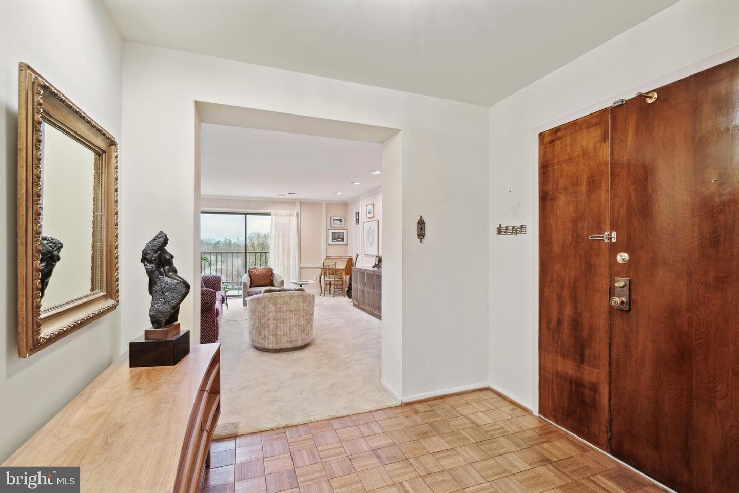5100 Convent Ln #613