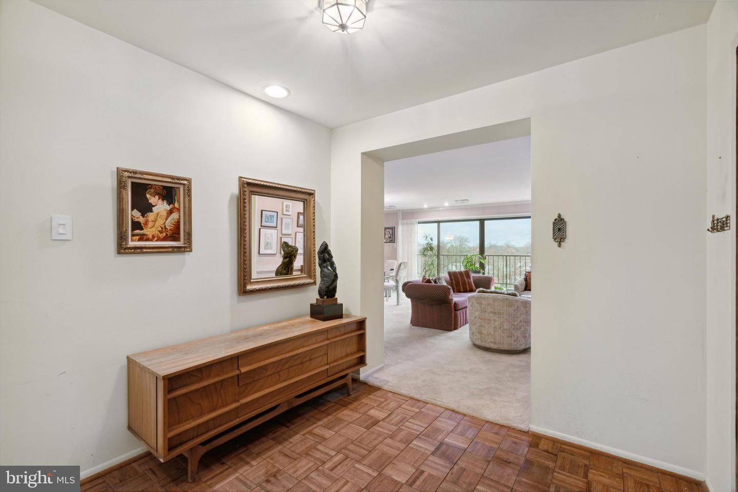 5100 Convent Ln #613