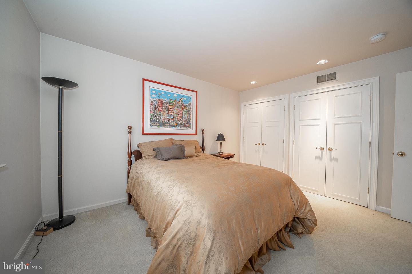 212-24 S 24th St #2405