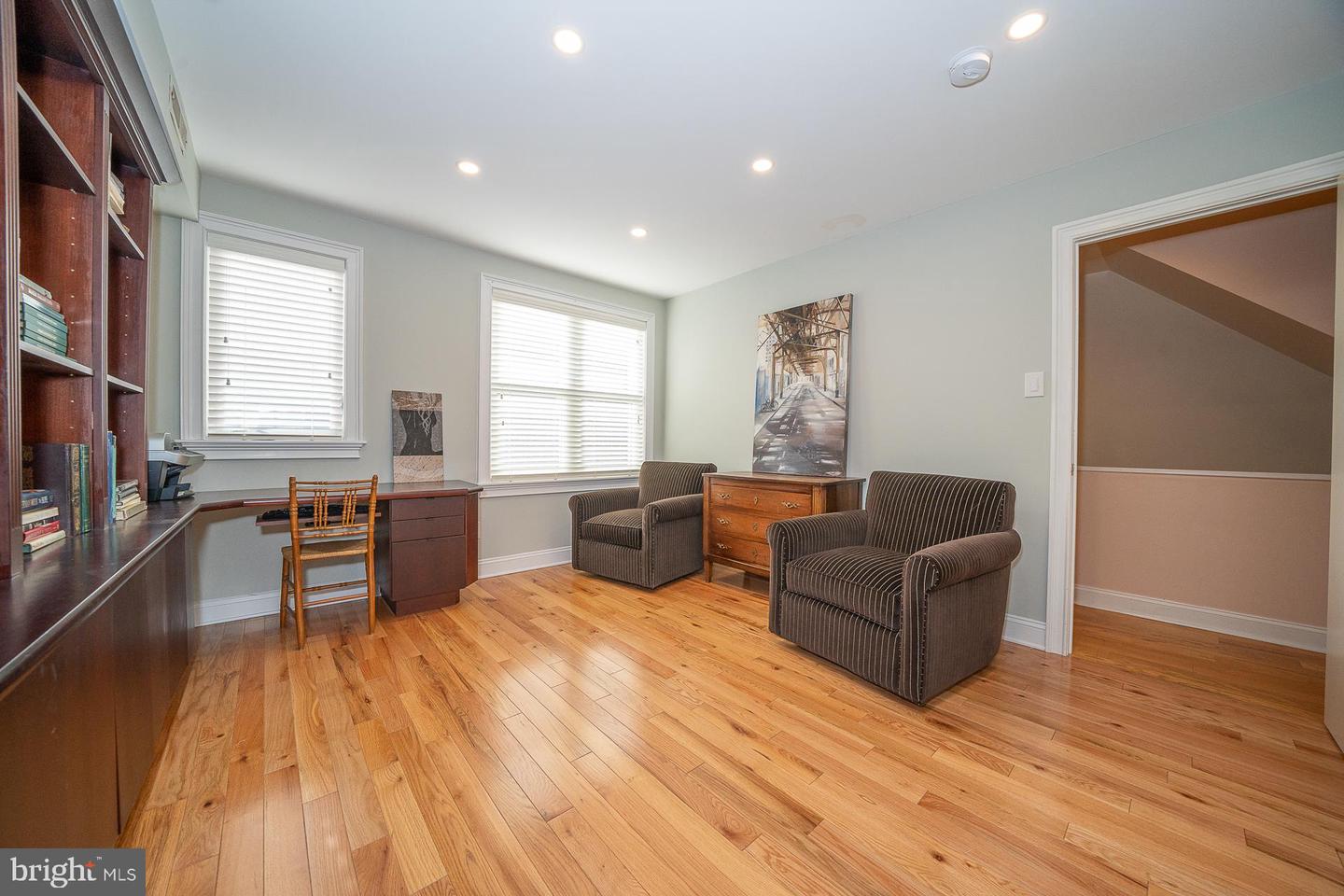 212-24 S 24th St #2405