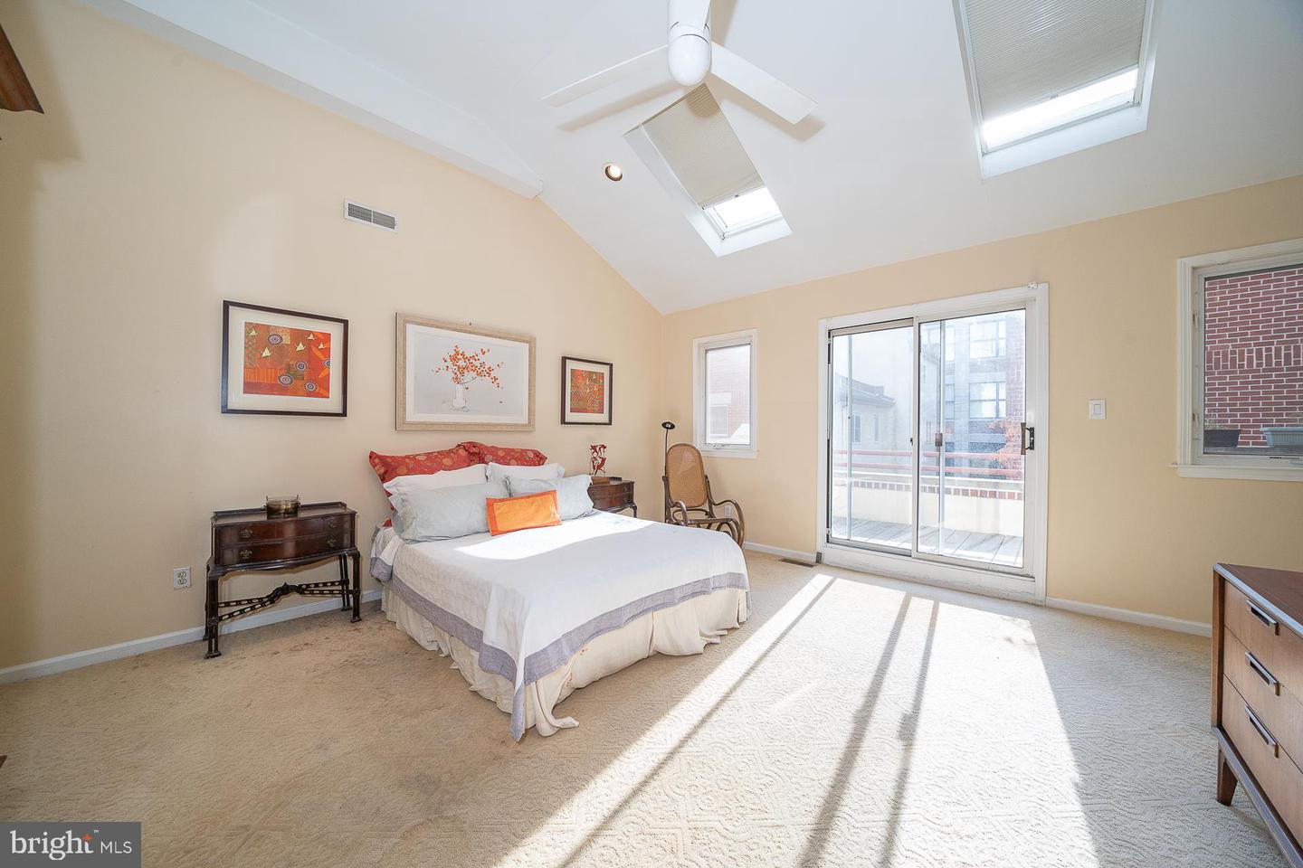 212-24 S 24th St #2405