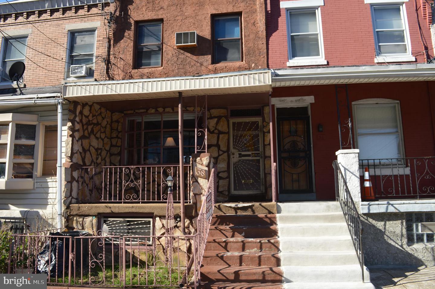 38 S 55th St