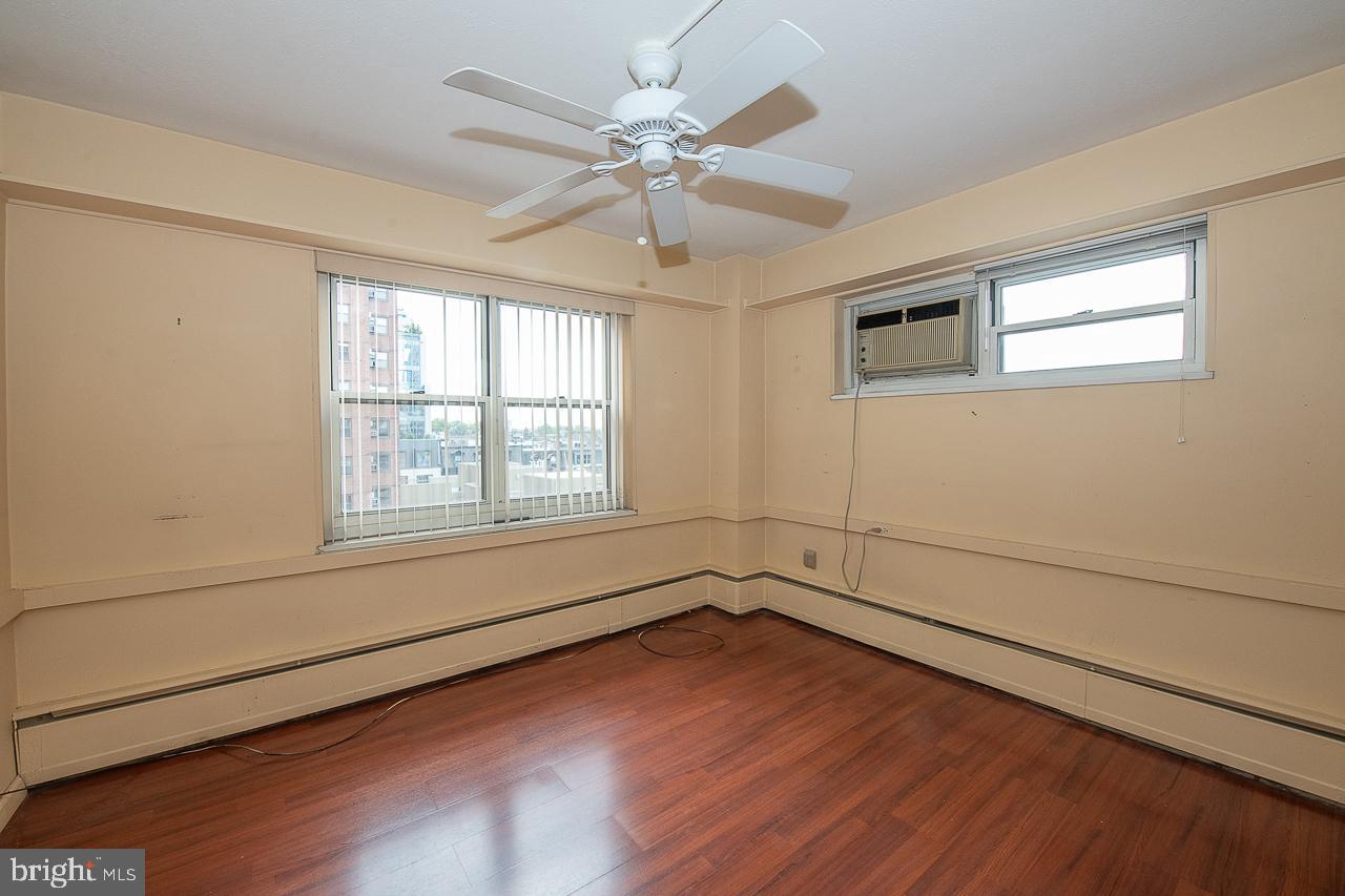 118 S 21st St #720
